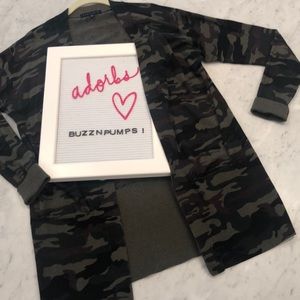 Sanctuary size small camo cardigan